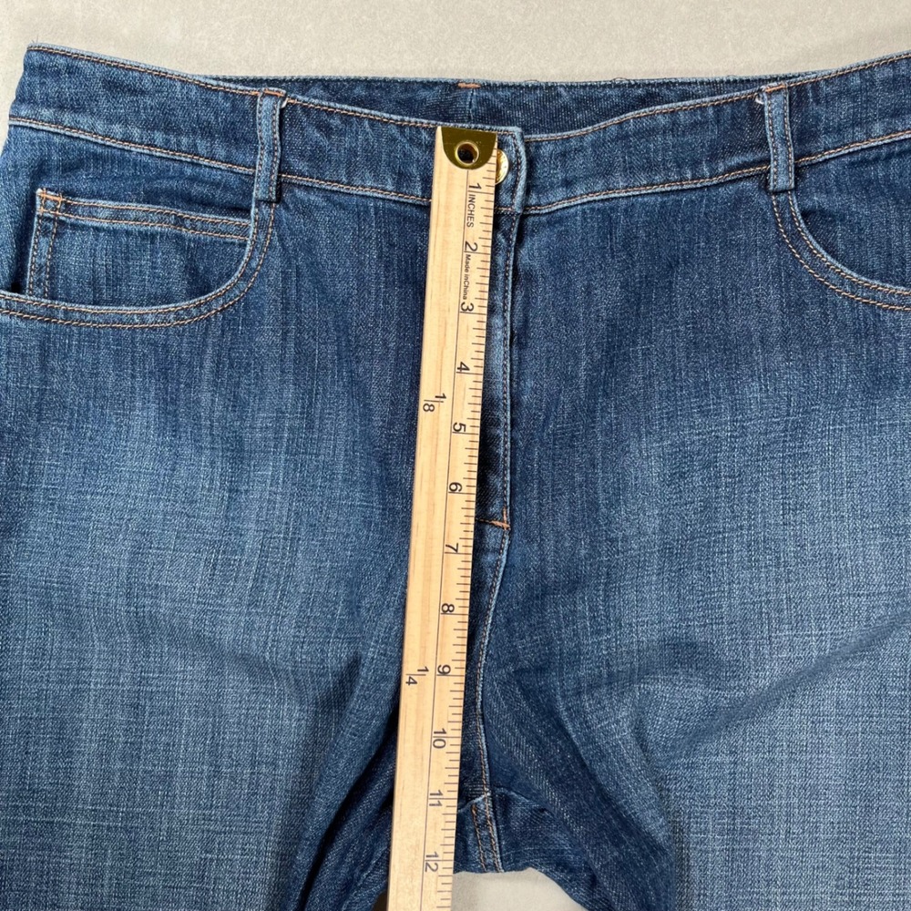 St‎ John Sport Jeans Womens 10 Blue Straight Leg Medium Wash Mid Rise Denim - Picture 7 of 8